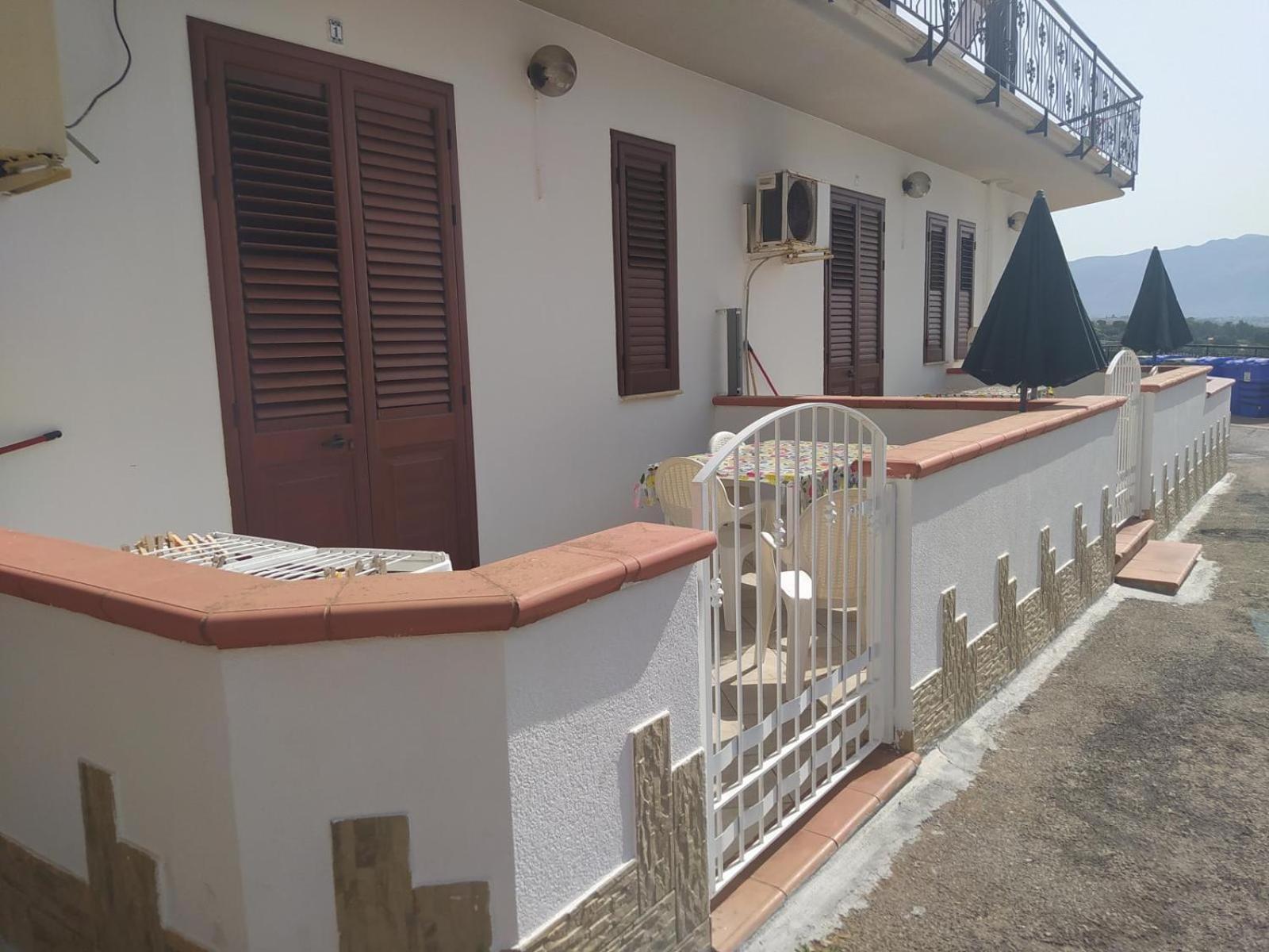 Case Vacanze Piccolo Balestrate Exterior photo